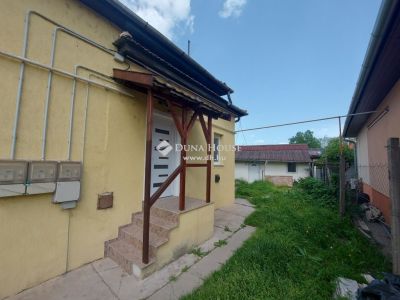 Eladó lakás Szolnok