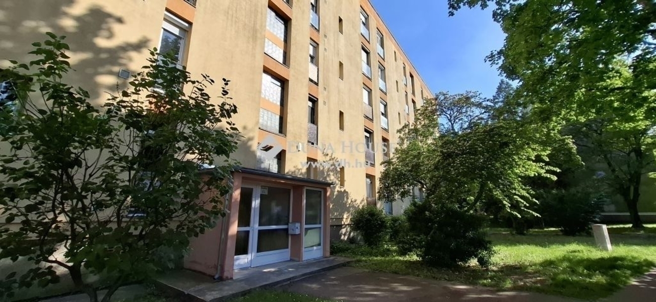 Eladó lakás Pécs