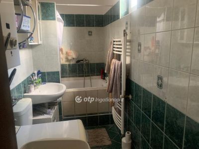 Eladó családi ház Debrecen