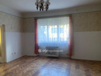 Eladó családi ház Debrecen