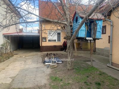Eladó családi ház Debrecen