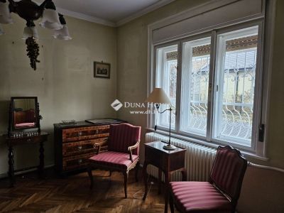 Eladó családi ház Budapest
