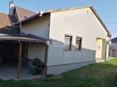 Eladó családi ház Füzvölgy