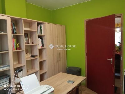 Eladó családi ház Füzvölgy