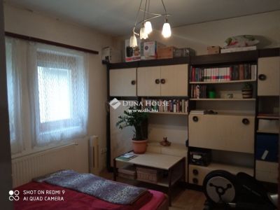 Eladó családi ház Füzvölgy
