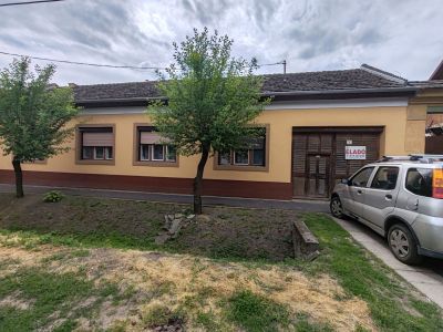 Eladó ház Csongrád