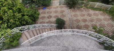 Eladó családi ház Budapest