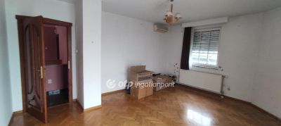 Eladó családi ház Budapest