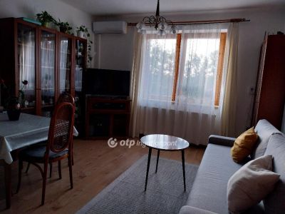 Eladó családi ház Siófok