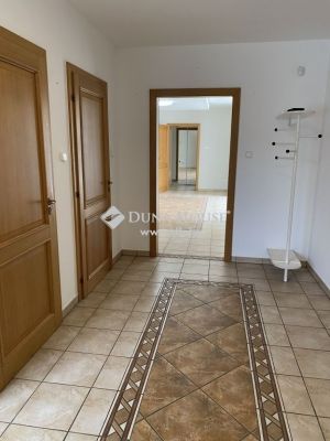 Eladó családi ház Budapest
