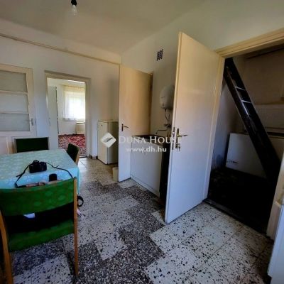 Eladó családi ház Szeged