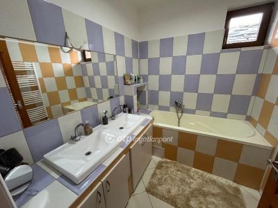 Eladó családi ház Nyíregyháza