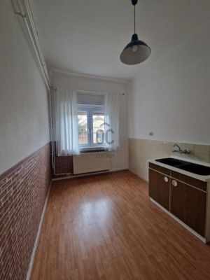 Eladó házrész Gyömrő