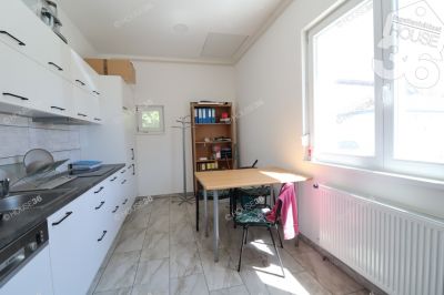 Eladó családi ház Budapest
