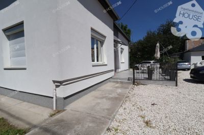 Eladó családi ház Budapest