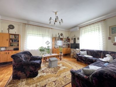 Eladó családi ház Budapest