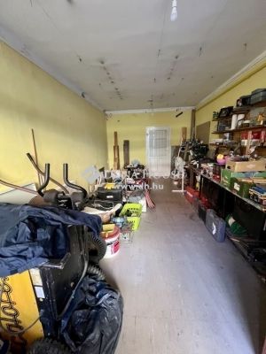 Eladó családi ház Pécs
