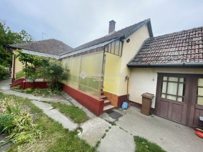 Eladó családi ház Tóalmás