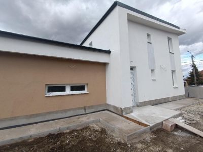 Eladó ikerház Seregélyes