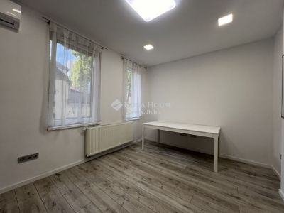 Eladó lakás Pécs
