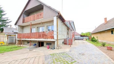 Eladó családi ház Zsámbok