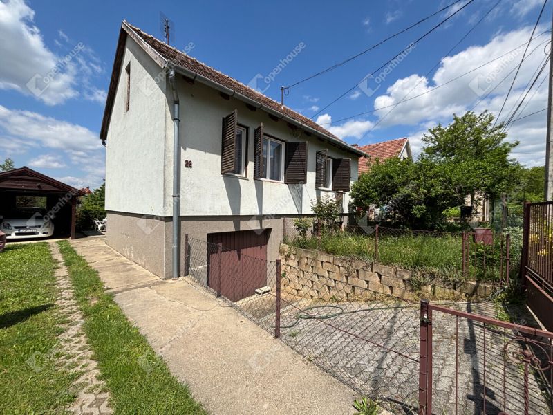 Eladó családi ház Őrbottyán