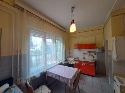 Eladó családi ház Szeged