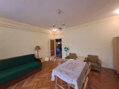 Eladó családi ház Szeged