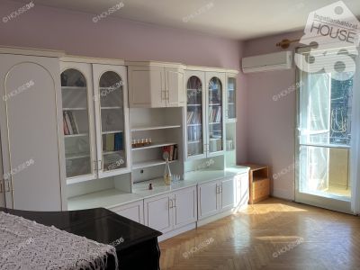 Eladó lakás Kecskemét