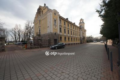 Eladó szálloda, hotel, panzió Szolnok