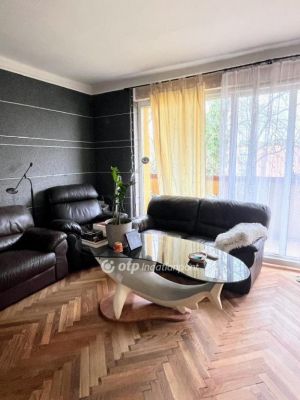 Eladó lakás Pécs