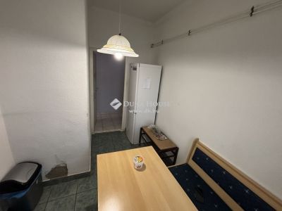Eladó lakás Tatabánya
