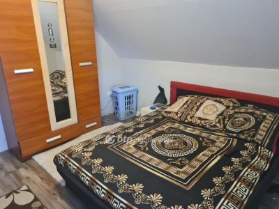 Eladó családi ház Érd