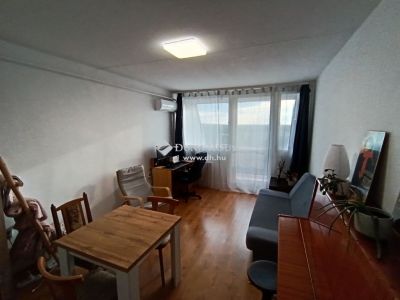 Eladó lakás Pécs
