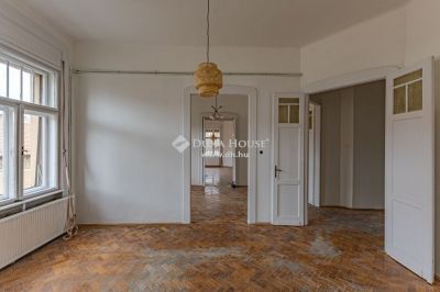 Eladó lakás Budapest