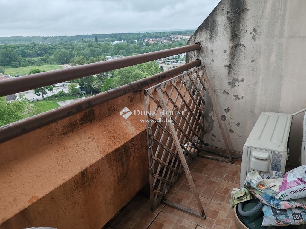 Eladó lakás Tatabánya