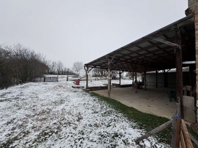 Eladó családi ház Szőke