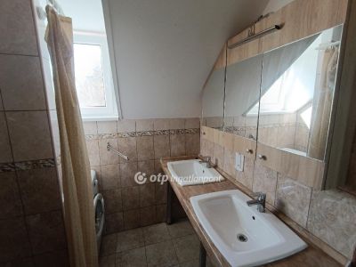 Kiadó lakás Velence