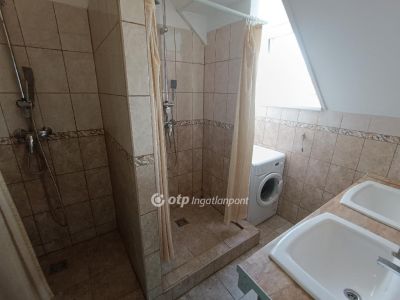 Kiadó lakás Velence