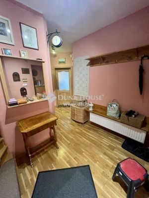 Eladó családi ház Pécs