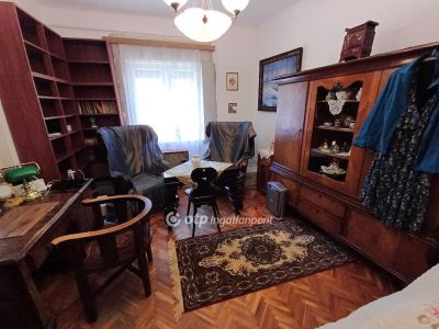 Eladó családi ház Csongrád