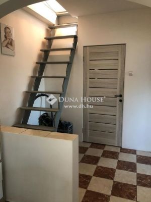 Eladó családi ház Győr