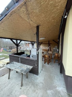 Eladó családi ház Győr