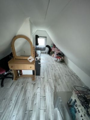 Eladó családi ház Győr