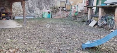 Eladó családi ház Budapest