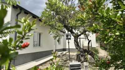 Eladó családi ház Budapest