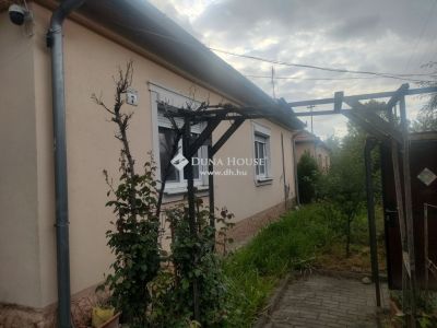 Eladó családi ház Kecskemét