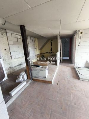 Eladó családi ház Budapest
