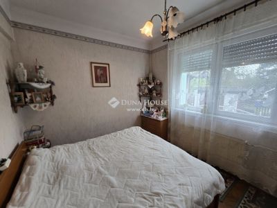 Eladó családi ház Pécel