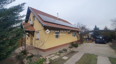 Eladó családi ház 